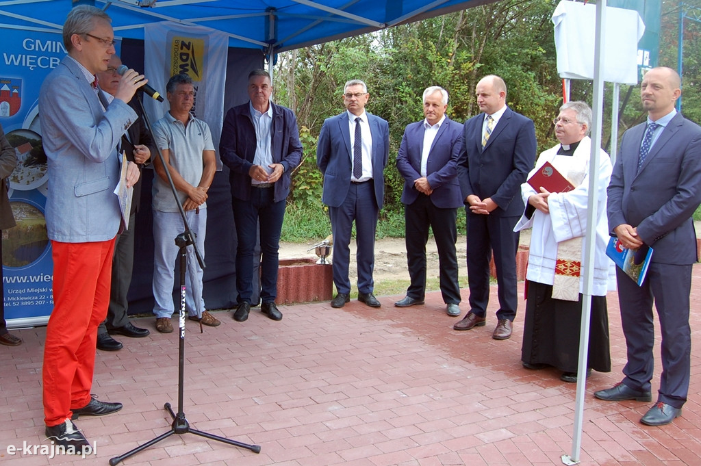 Oficjalne otwarcie ronda w Więcborku