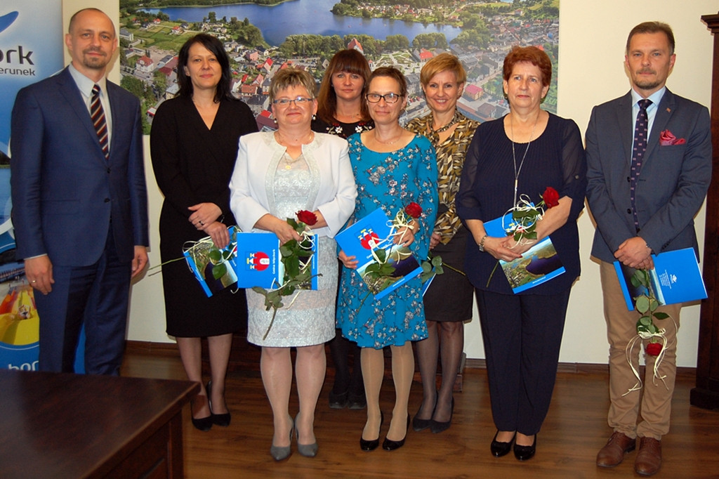 Więcbork: Nagrody Burmistrza dla nauczycieli
