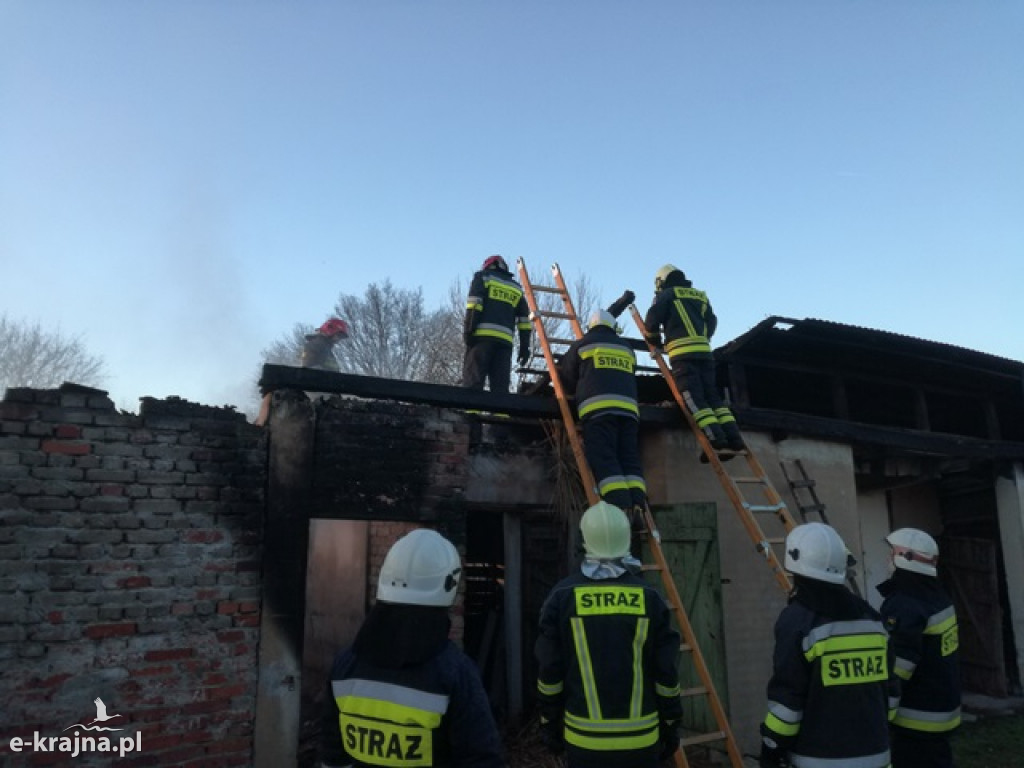 Pożar budynku gospodarczo-garażowego w Ciosańcu