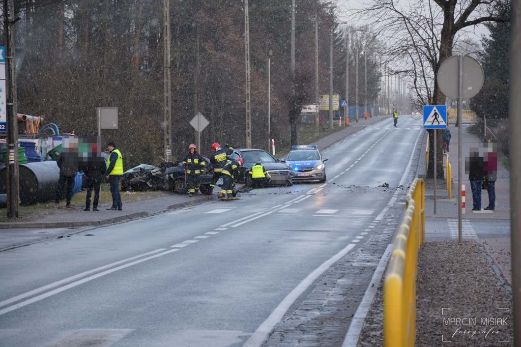 Zderzenie czołowe pojazdów na Chojnickiej