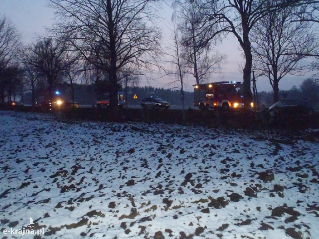 Wypadek dwóch pojazdów osobowych