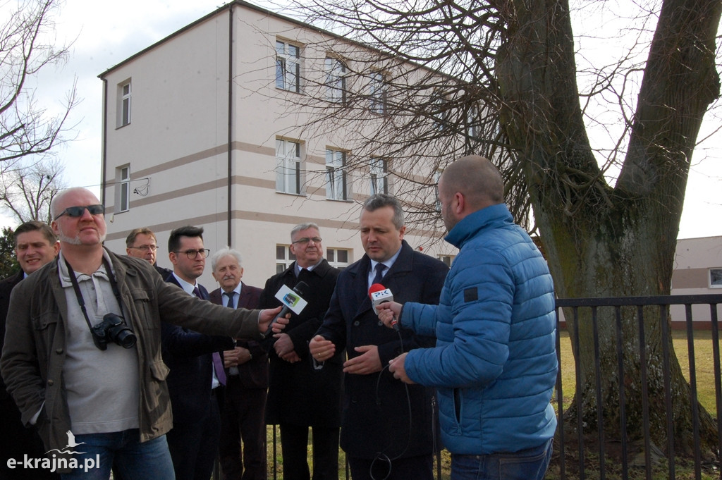 Wojewoda Mikołaj Bogdanowicz odwiedził powiat sępoleński