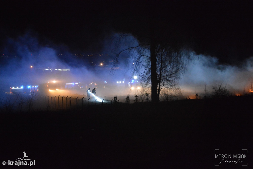 Pożar składowiska śmieci w Bladowie pod Tucholą