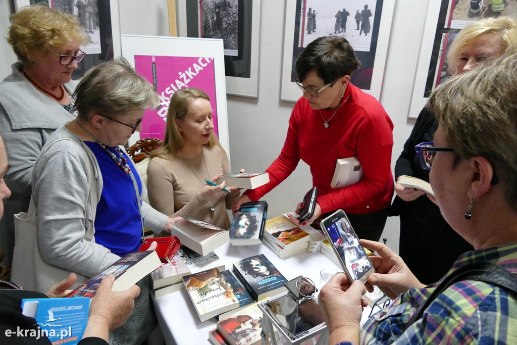 Spotkanie z Agatą Kołakowską w więcborskiej bibliotece