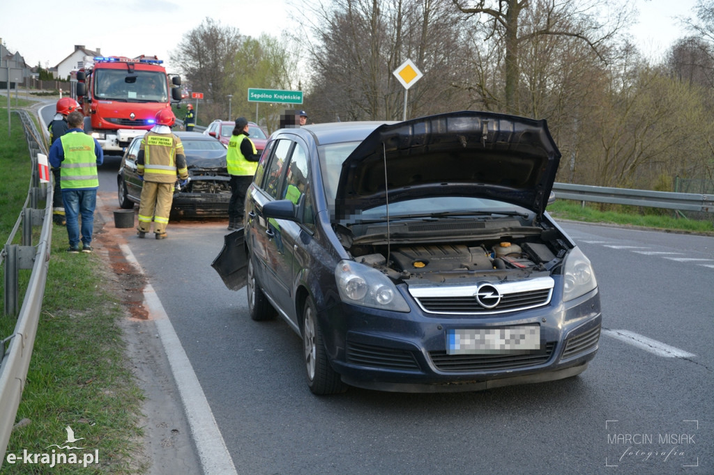 Zderzenie dwóch aut w Piasecznie