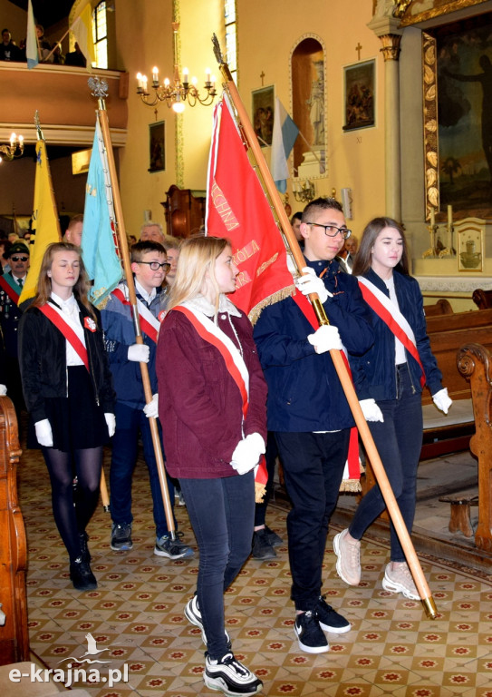 W imię Boga w Trójcy Świętej Jedynego