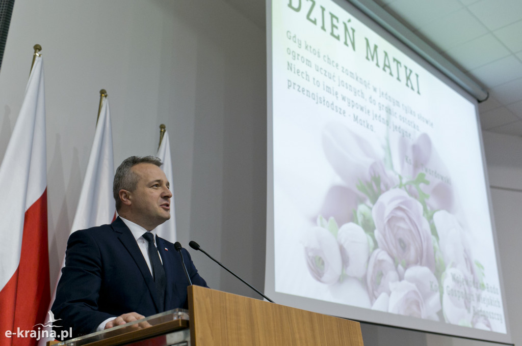 Dzień Matki w Urzędzie Wojewódzkim