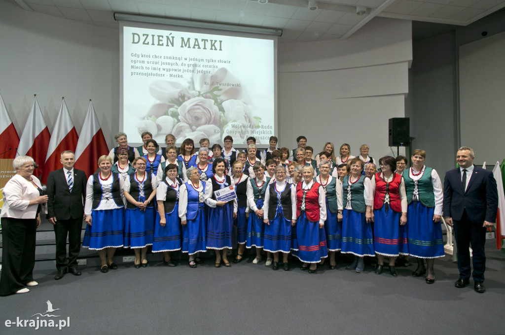 Dzień Matki w Urzędzie Wojewódzkim