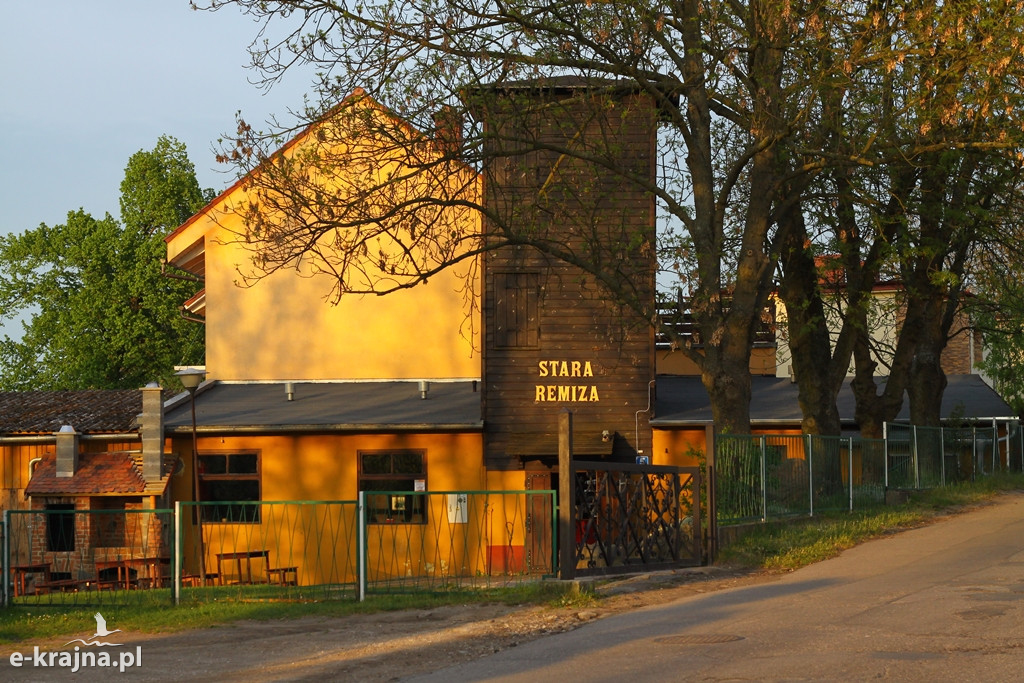 Po Hangarze został tylko gruz