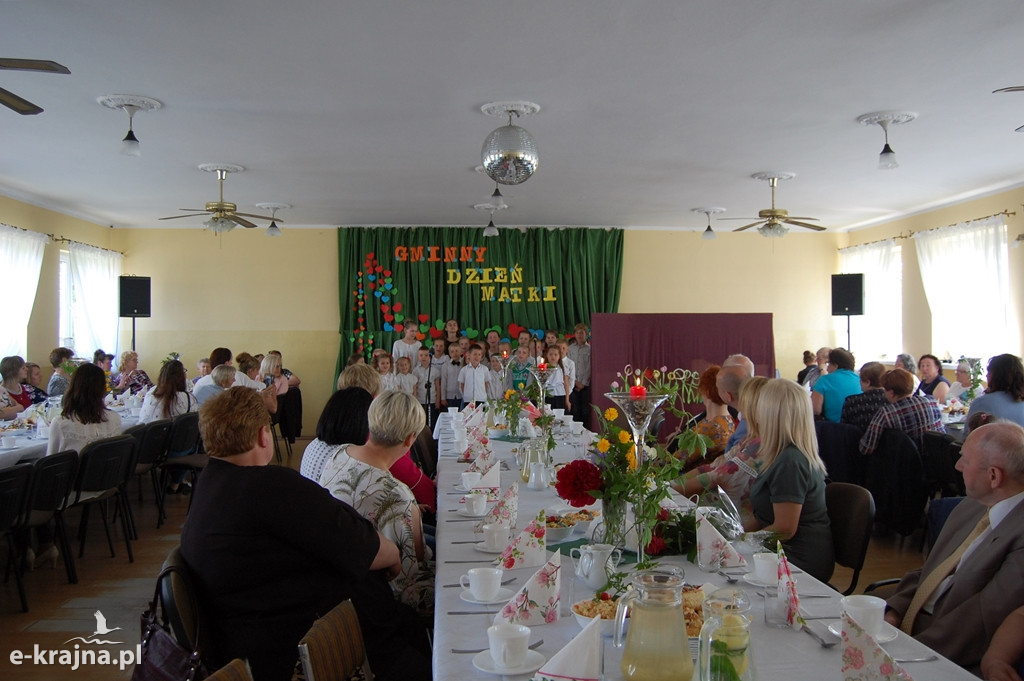 Gminny Dzień Matki w Zabartowie