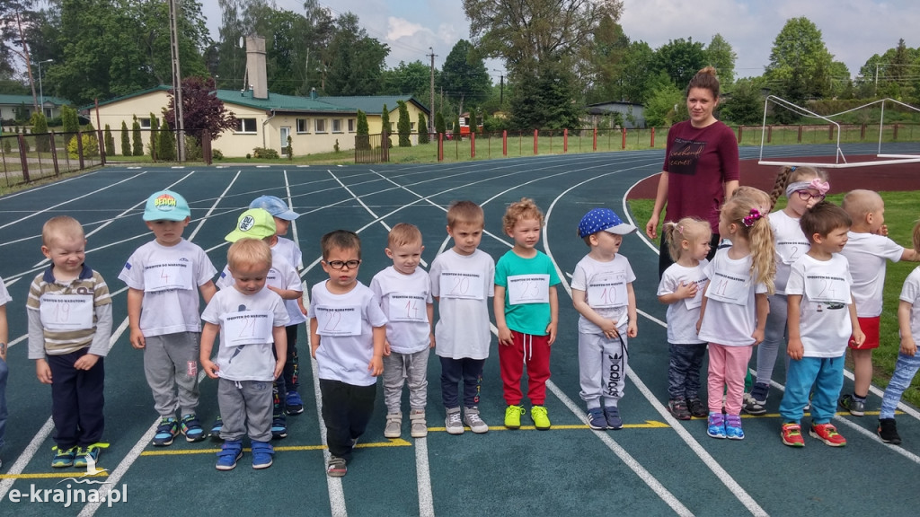 Przedszkolaki z Bajki w ogólnopolskim maratonie