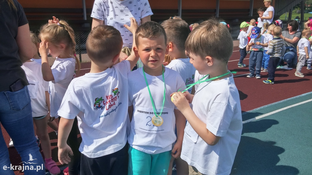 Przedszkolaki z Bajki w ogólnopolskim maratonie