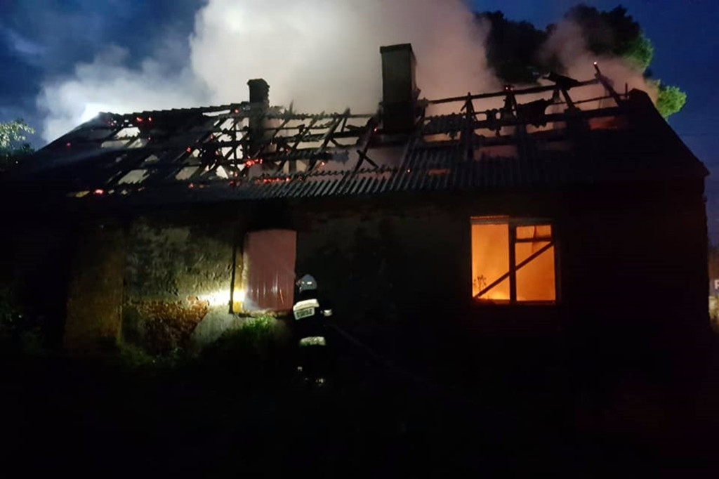 Nocny pożar w Mąkowarsku