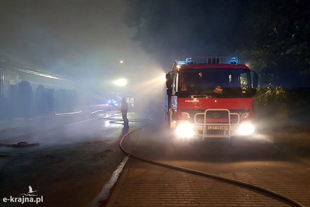 Nocny pożar w Mąkowarsku