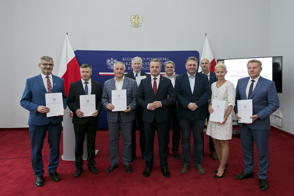 Blisko 10 milionów na drogi gminne i powiatowe