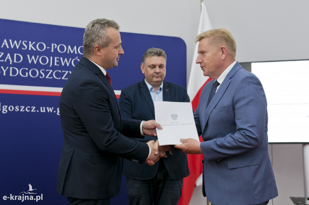 Blisko 10 milionów na drogi gminne i powiatowe