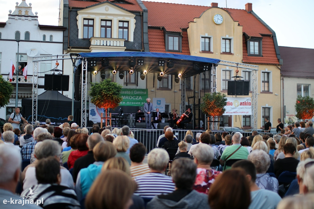 Alicja Majewska i Włodzimierz Korcz w Mroczy