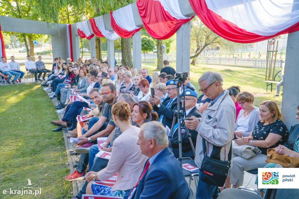 Czytanie polskich nowel przy dźwiękach katarynki