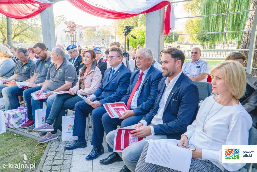Czytanie polskich nowel przy dźwiękach katarynki