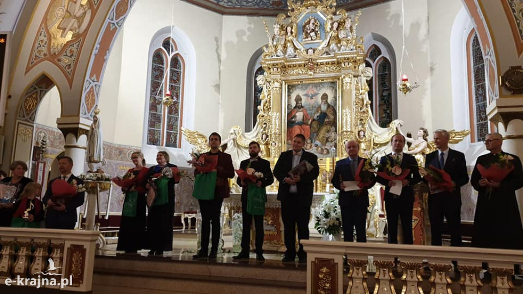 Srebrne Pasmo dla Chóru Lutnia z Więcborka