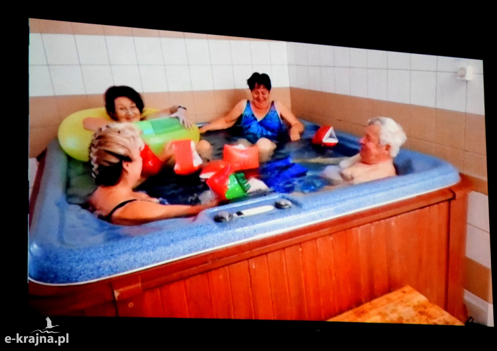 Teatr Bakro w sanatoryjnej formie