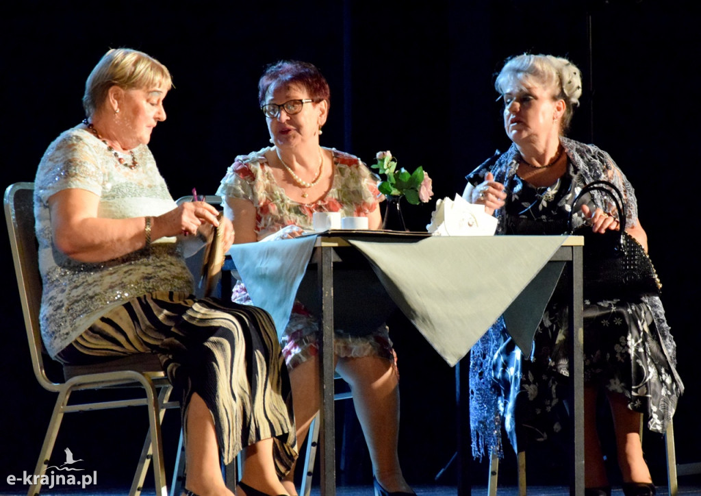 Teatr Bakro w sanatoryjnej formie