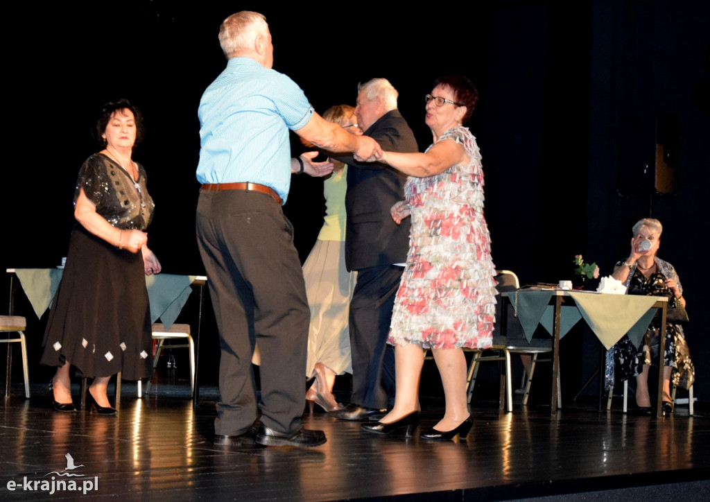 Teatr Bakro w sanatoryjnej formie