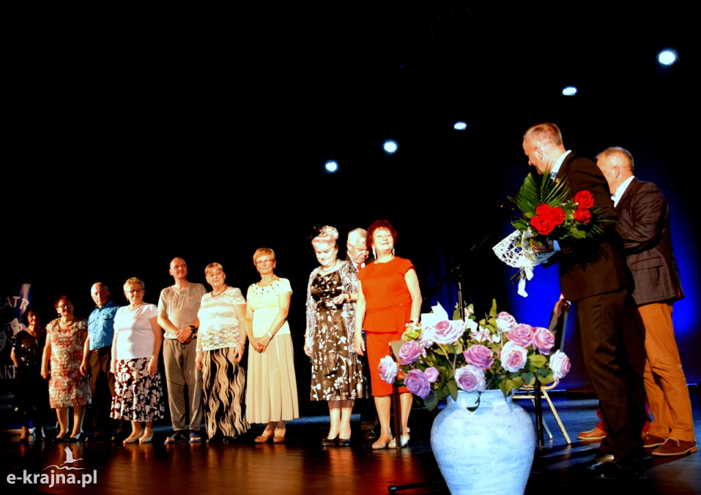 Teatr Bakro w sanatoryjnej formie