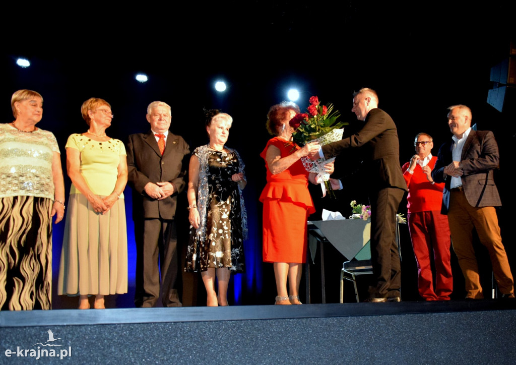 Teatr Bakro w sanatoryjnej formie