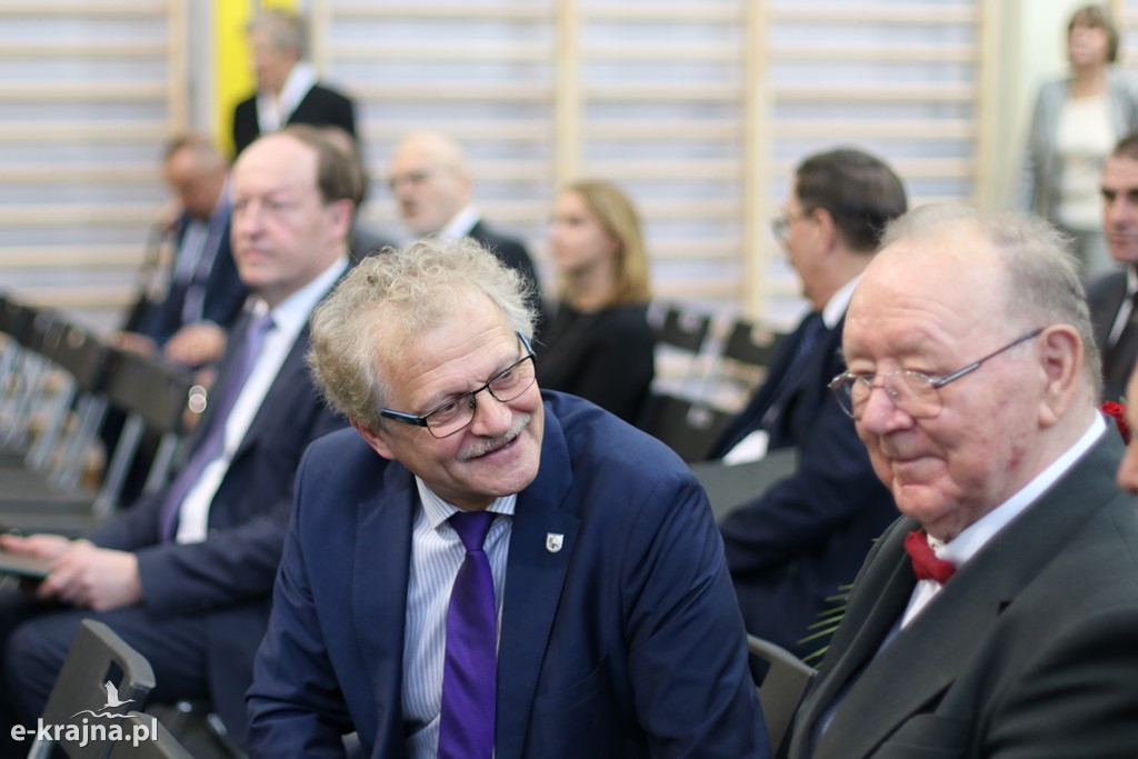 Uroczystość nadania imienia szkołom ZSCKR w Sypniewie cz. 1