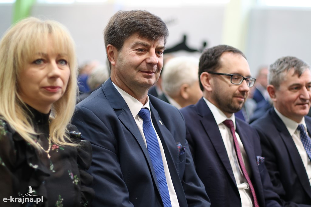 Uroczystość nadania imienia szkołom ZSCKR w Sypniewie cz. 1