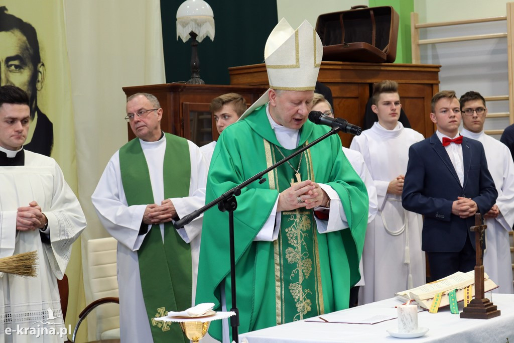 Uroczystość nadania imienia szkołom ZSCKR w Sypniewie cz. 1