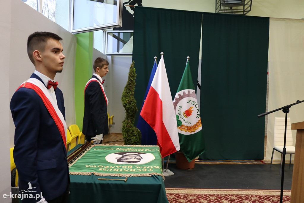 Uroczystość nadania imienia szkołom ZSCKR w Sypniewie cz. 1