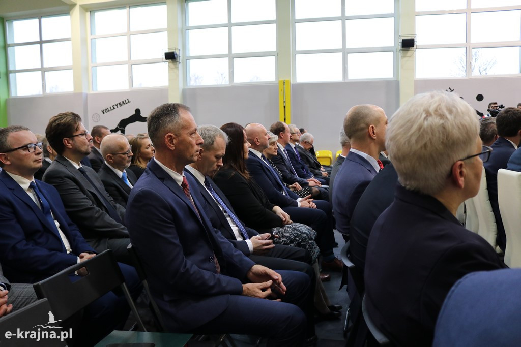 Uroczystość nadania imienia szkołom ZSCKR w Sypniewie cz. 1