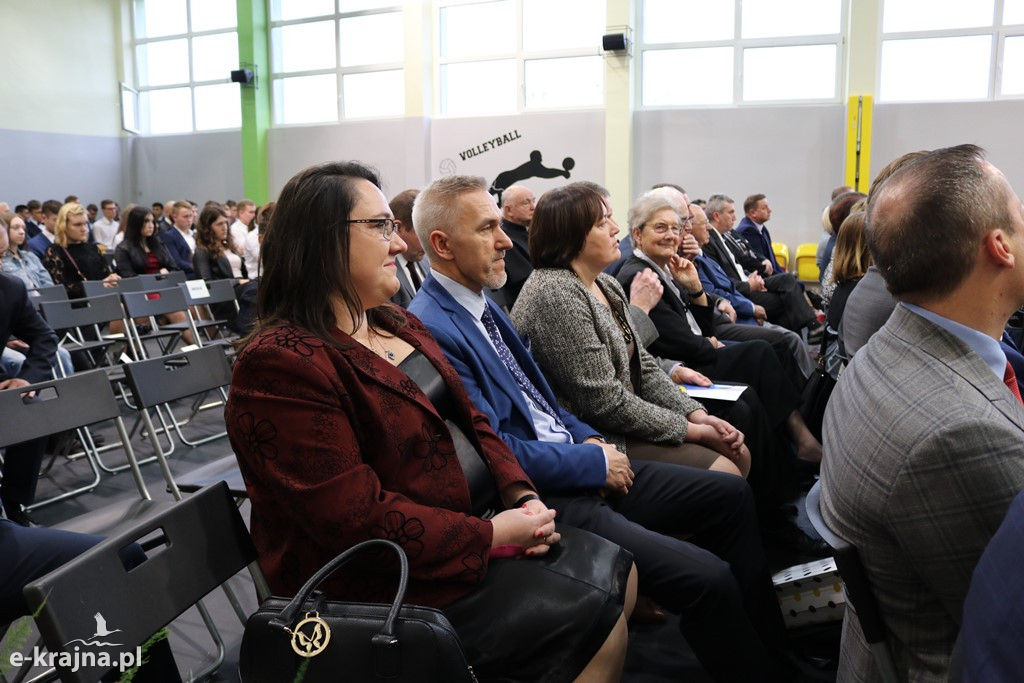 Uroczystość nadania imienia szkołom ZSCKR w Sypniewie cz. 1