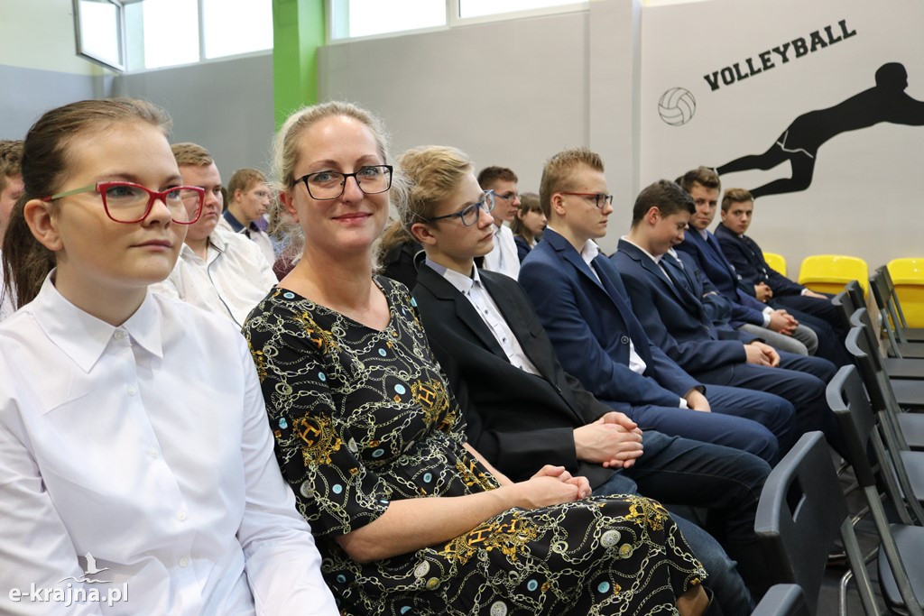 Uroczystość nadania imienia szkołom ZSCKR w Sypniewie cz. 1