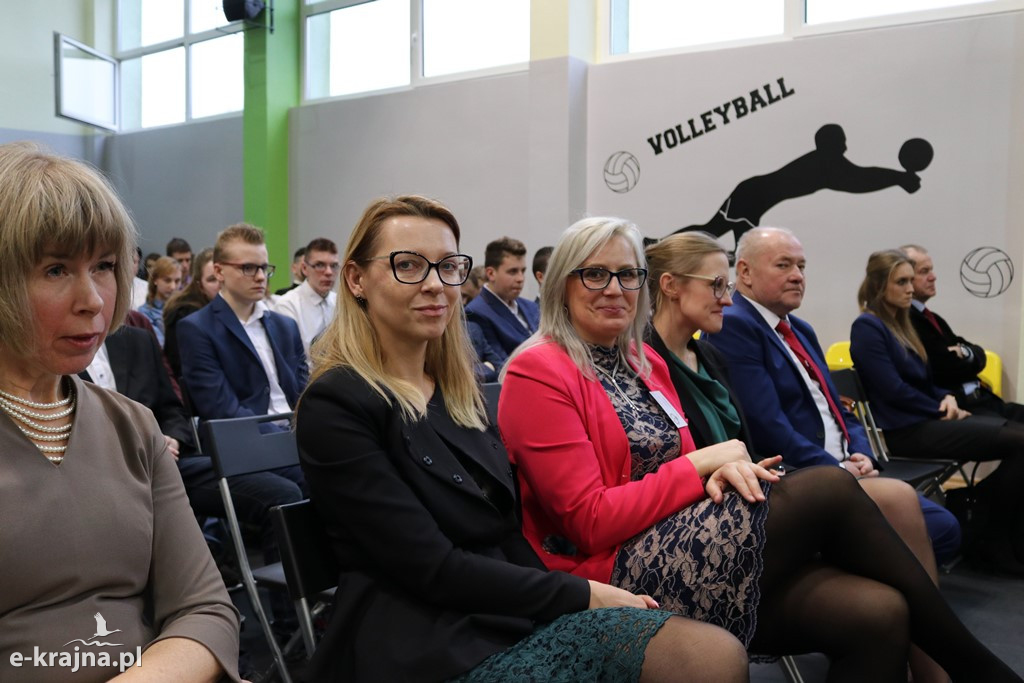 Uroczystość nadania imienia szkołom ZSCKR w Sypniewie cz. 1