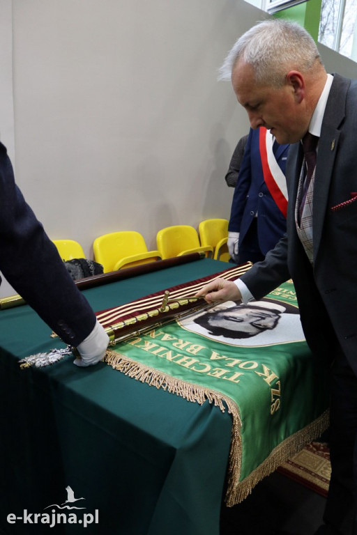 Uroczystość nadania imienia szkołom ZSCKR w Sypniewie cz. 1