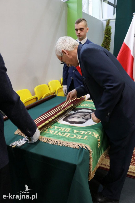 Uroczystość nadania imienia szkołom ZSCKR w Sypniewie cz. 1
