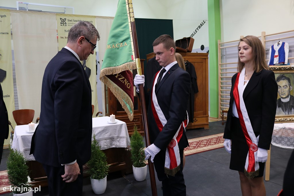 Uroczystość nadania imienia szkołom ZSCKR w Sypniewie cz. 1
