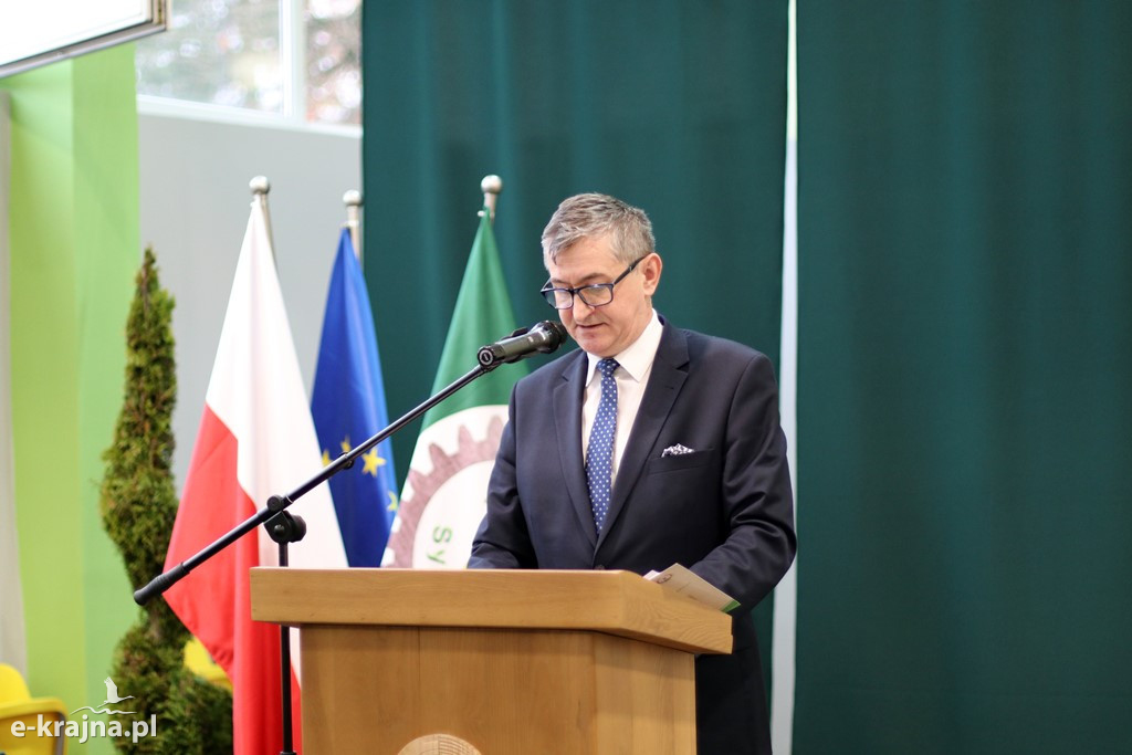 Uroczystość nadania imienia szkołom ZSCKR w Sypniewie cz.2