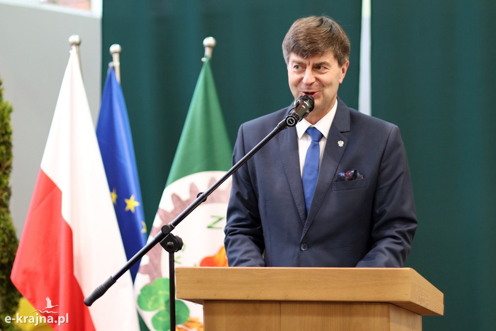 Uroczystość nadania imienia szkołom ZSCKR w Sypniewie cz.2