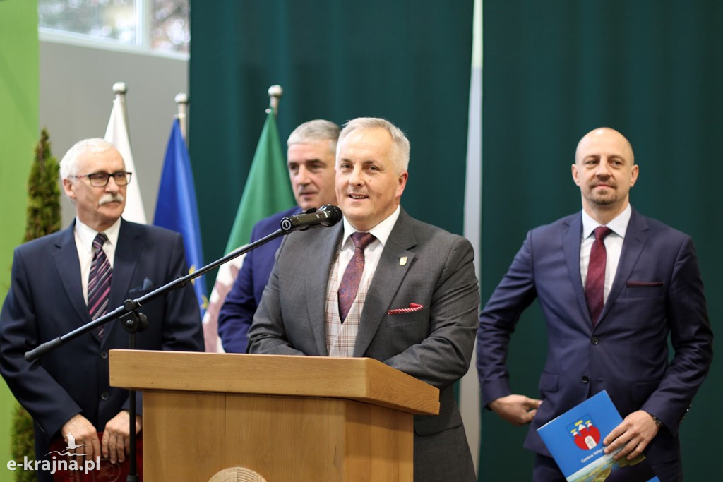 Uroczystość nadania imienia szkołom ZSCKR w Sypniewie cz.2