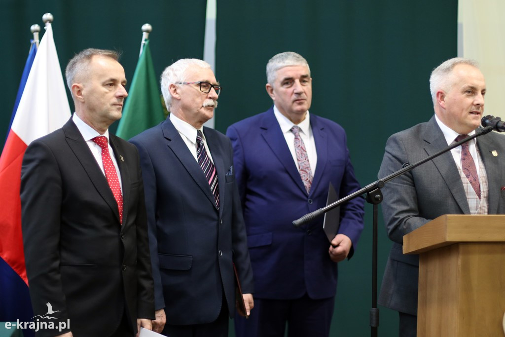 Uroczystość nadania imienia szkołom ZSCKR w Sypniewie cz.2