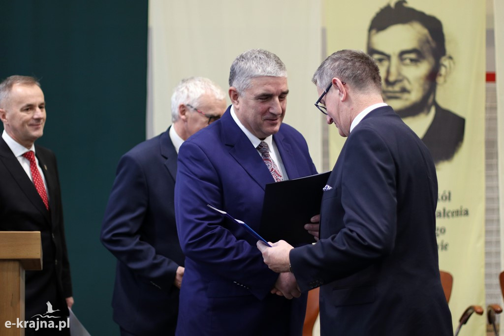 Uroczystość nadania imienia szkołom ZSCKR w Sypniewie cz.2