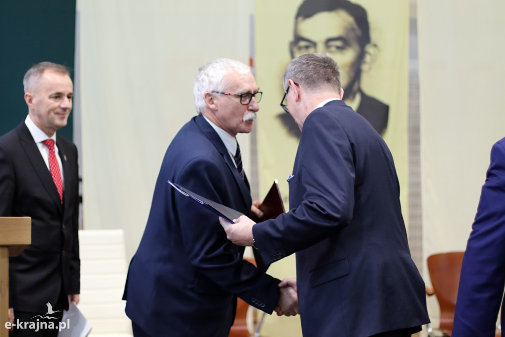 Uroczystość nadania imienia szkołom ZSCKR w Sypniewie cz.2
