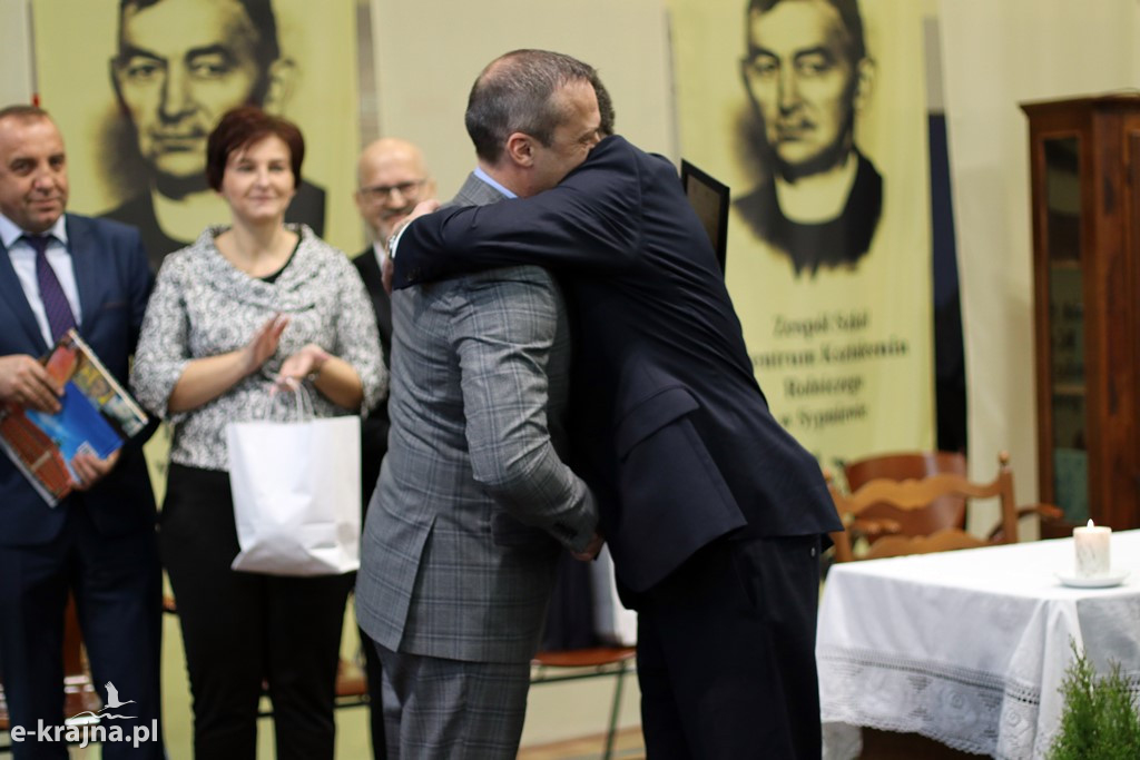 Uroczystość nadania imienia szkołom ZSCKR w Sypniewie cz.2