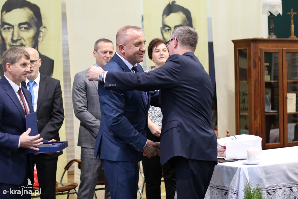 Uroczystość nadania imienia szkołom ZSCKR w Sypniewie cz.2