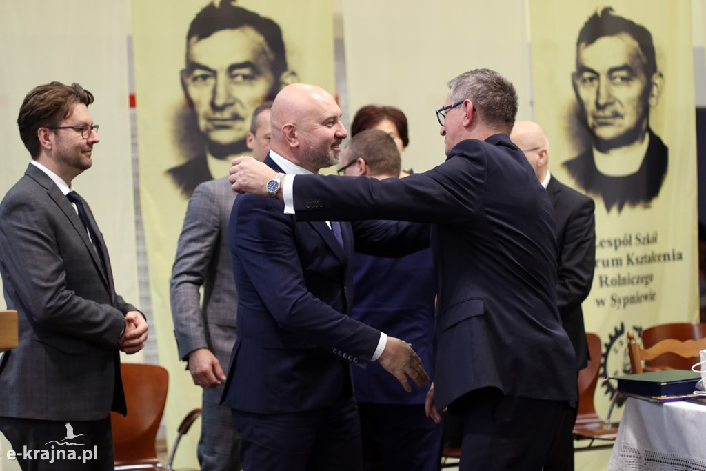 Uroczystość nadania imienia szkołom ZSCKR w Sypniewie cz.2