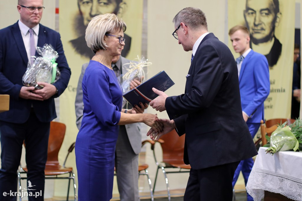 Uroczystość nadania imienia szkołom ZSCKR w Sypniewie cz.2